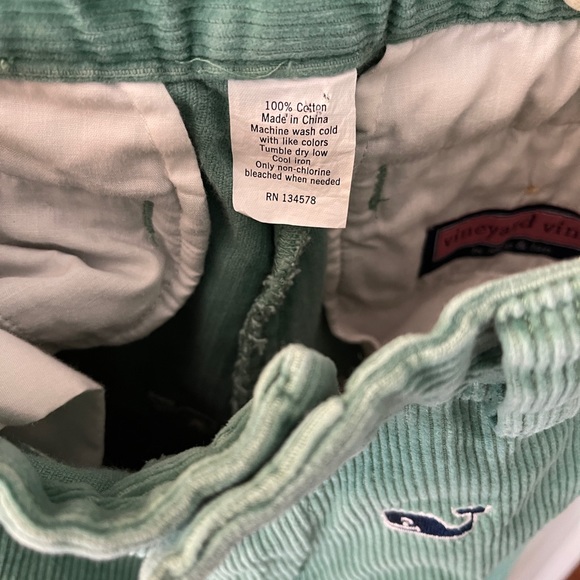 3T Vineyard Vines Green Whale Cords - Picture 2 of 5